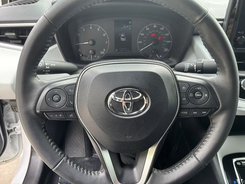 Used 2024 Toyota Corolla SE FWD image 18
