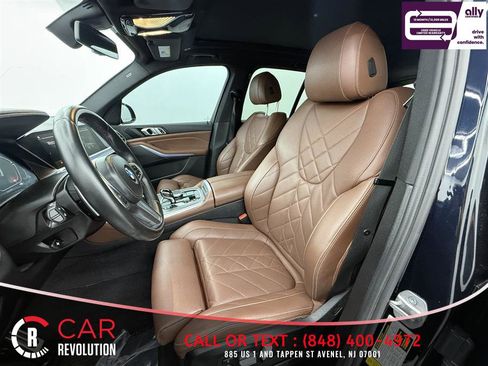 Used 2023 BMW X5 sDrive40i w/ M Sport Package RWD image 11