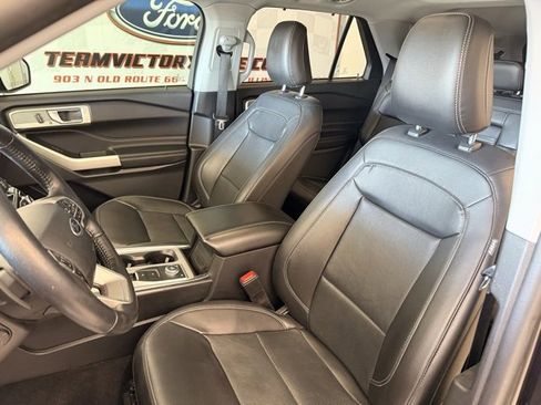 Used 2021 Ford Explorer Limited w/ Hybrid Equipment Group 310A image 14