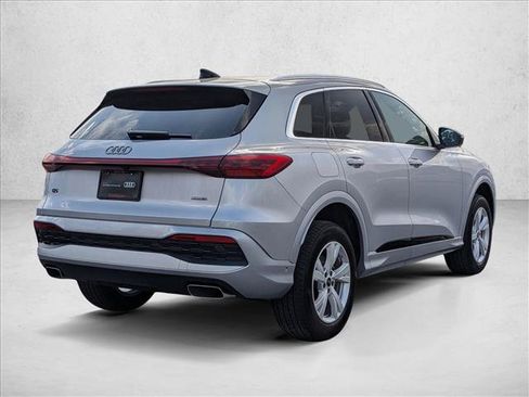 Used 2025 Audi Q5 Premium w/ Convenience Package AWD/4WD image 5