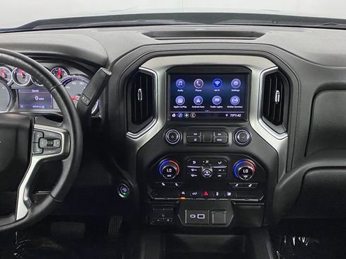 Certified 2020 Chevrolet Silverado 1500 RST AWD/4WD image 20