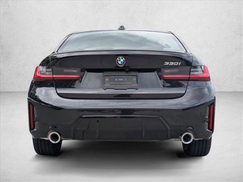 Certified 2025 BMW 330i Sedan w/ M Sport Package image 6