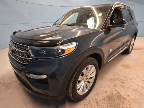 Used 2023 Ford Explorer King Ranch w/ Class IV Trailer Tow Package AWD/4WD image 35