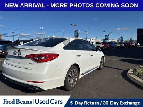 Used 2016 Hyundai Sonata Sport w/ Option Group 02 image 7
