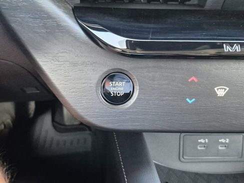 Used 2025 Nissan Murano SL image 31