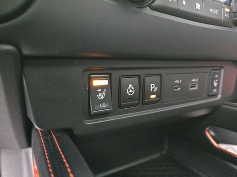 Used 2023 Nissan Frontier PRO-4X w/ Pro-4X Premium Package image 38