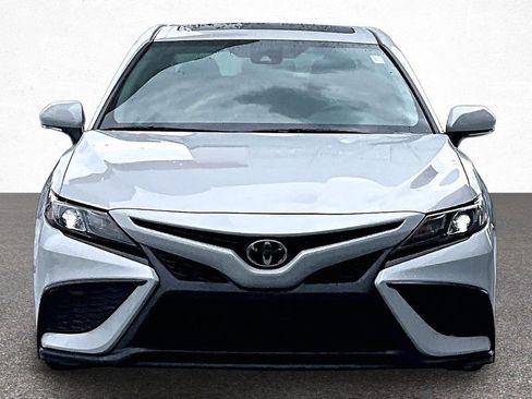 Used 2023 Toyota Camry SE w/ Convenience Package FWD image 3