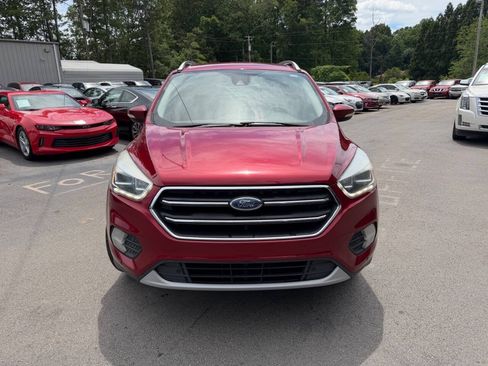 Used 2017 Ford Escape Titanium w/ Equipment Group 301A FWD image 2