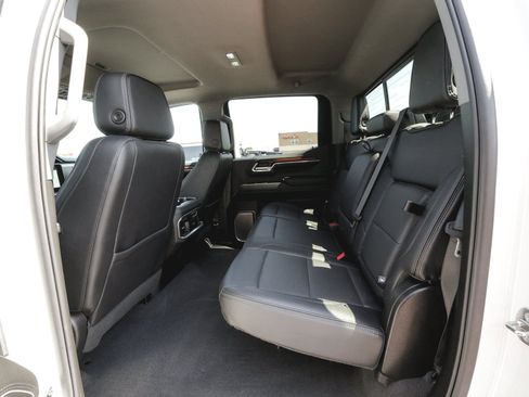 Used 2024 GMC Sierra 1500 Denali w/ Technology Package AWD/4WD image 36