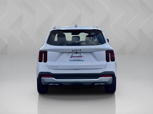 New 2026 Kia Sorento LX FWD image 6