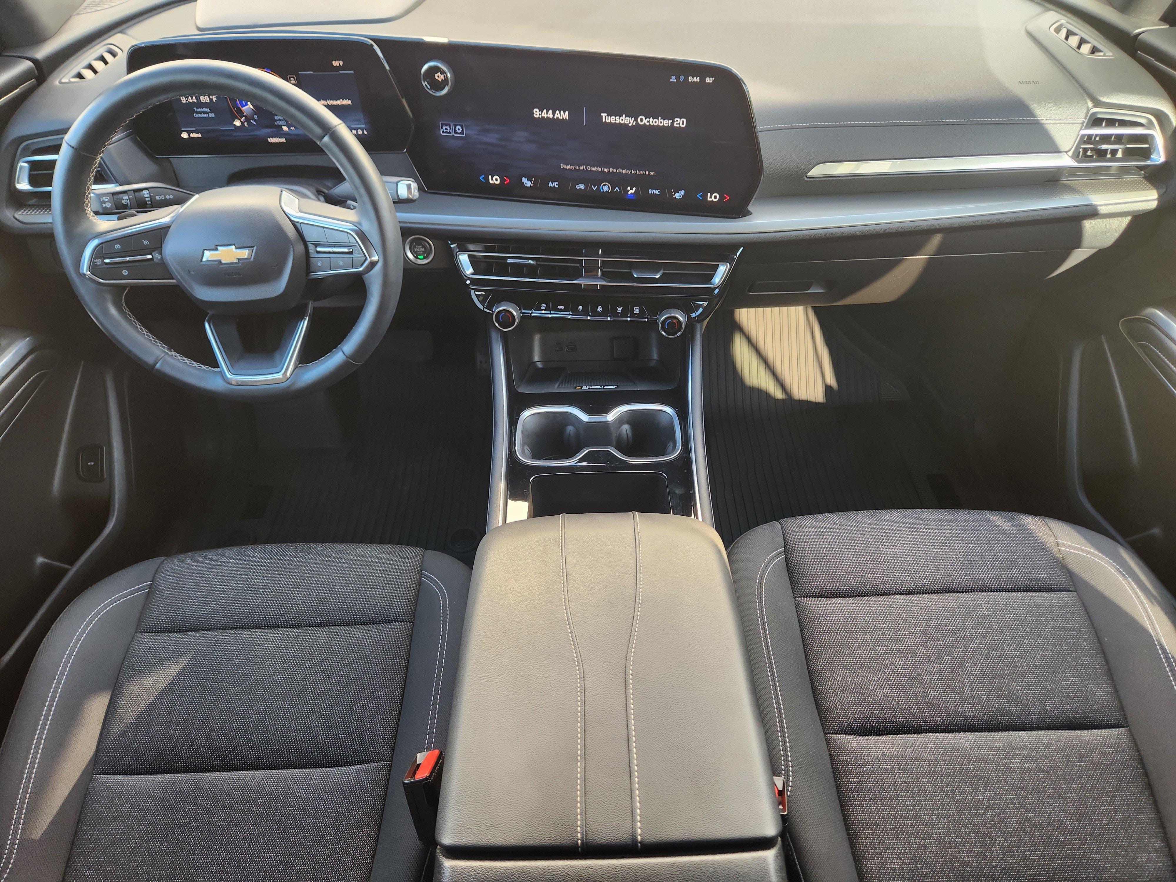 Used 2025 Chevrolet Traverse LT w/ Driver Confidence Package FWD image 20
