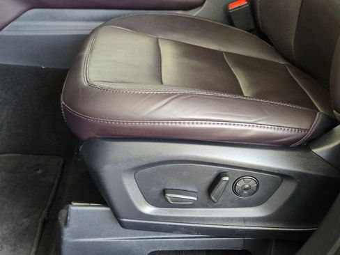 Used 2025 Ford Explorer Platinum w/ LUX Leather Package image 13