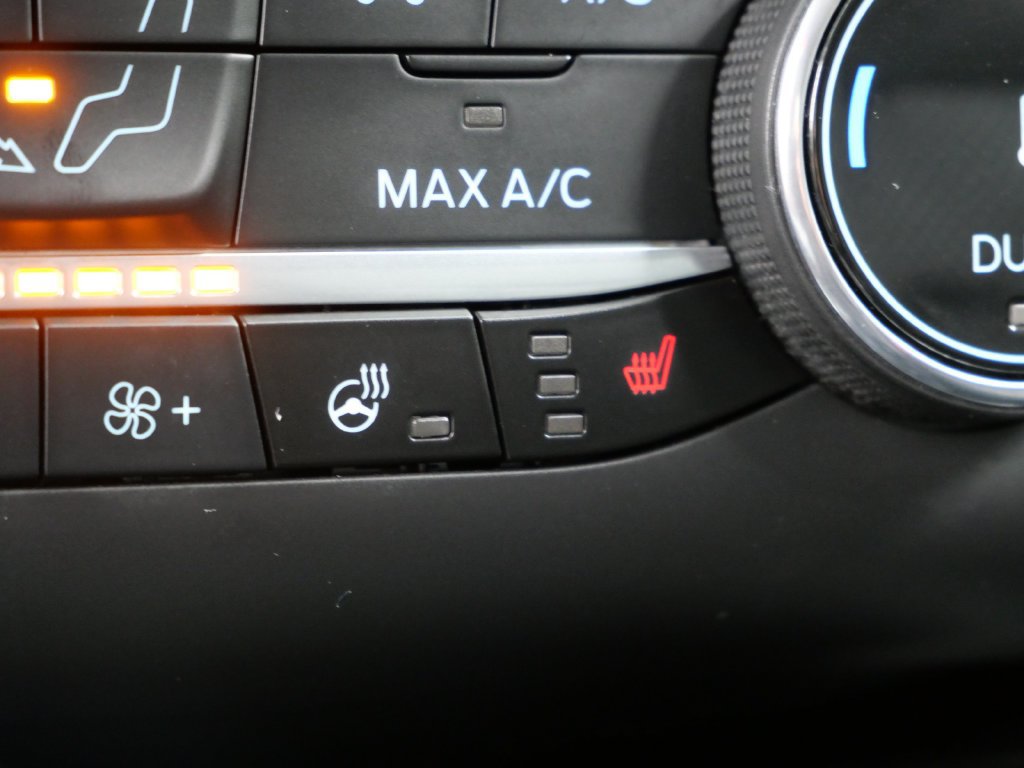 Certified 2023 Ford Escape Active AWD/4WD image 25