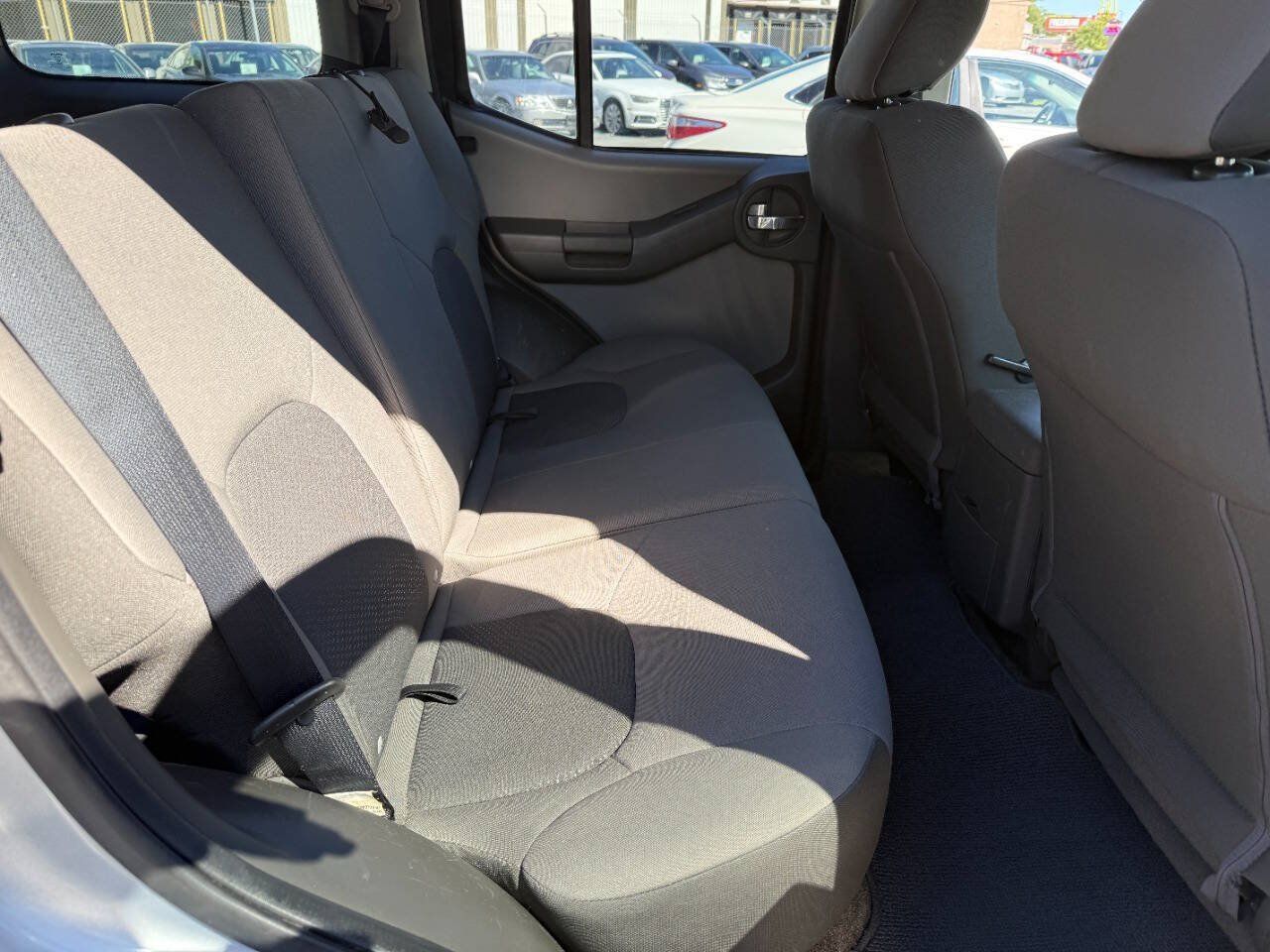 Used 2015 Nissan Xterra S w/ Value Package AWD/4WD image 29