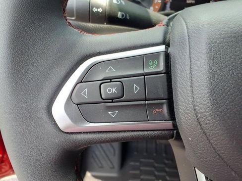 Used 2026 Jeep Compass Trailhawk AWD/4WD image 19