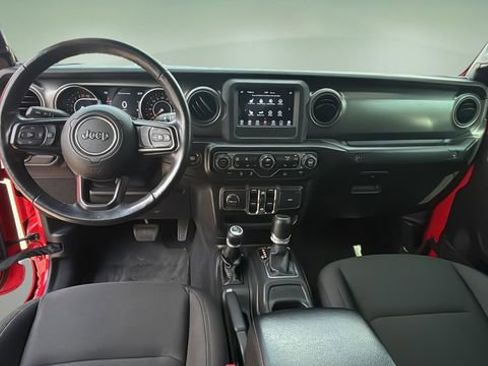 Used 2021 Jeep Gladiator Sport AWD/4WD image 16