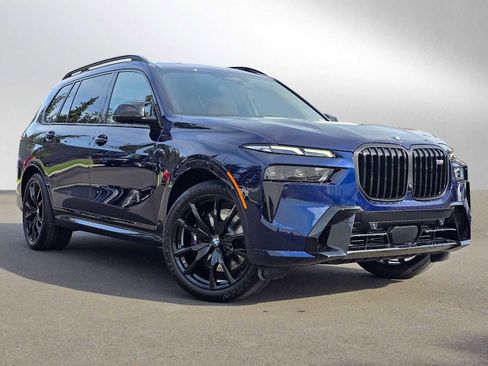 New 2026 BMW X7 M60i image 1