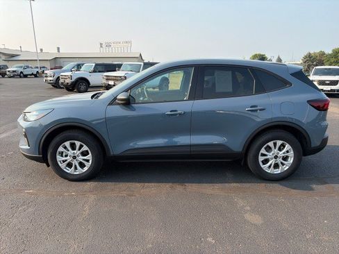 Used 2025 Ford Escape Active AWD/4WD image 2