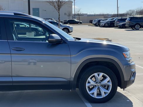Used 2018 Volkswagen Atlas SE image 12