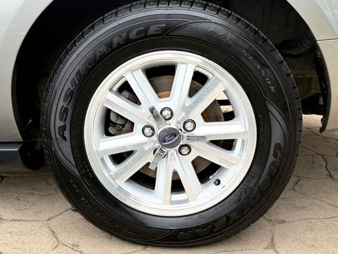Used 2008 Ford Mustang Convertible RWD image 48