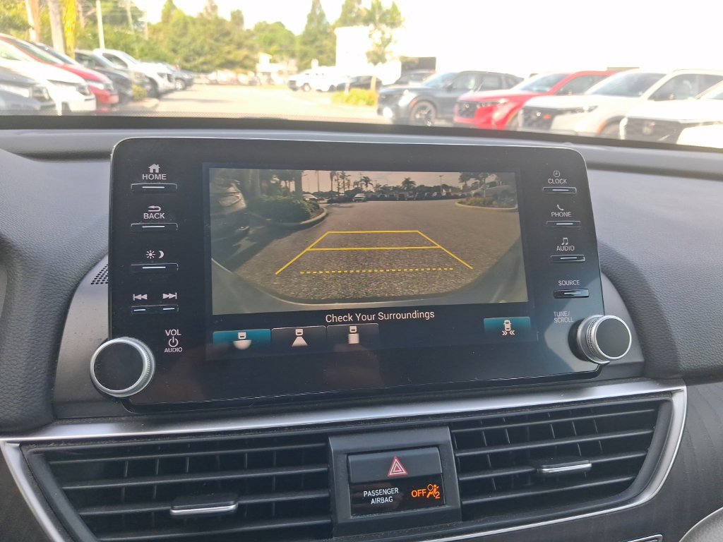 Used 2018 Honda Accord EX image 26