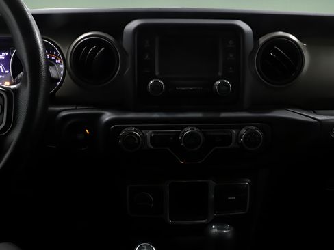 Certified 2018 Jeep Wrangler Unlimited Sport AWD/4WD image 21