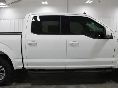 Used 2019 Ford F150 Lariat AWD/4WD image 11