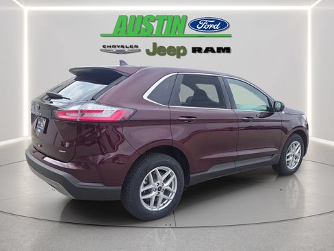 Certified 2024 Ford Edge SEL w/ Convenience Package AWD/4WD image 5