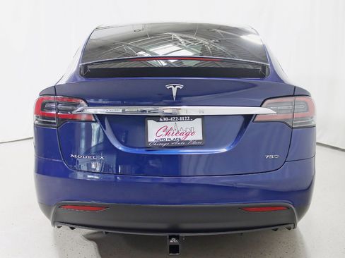 Used 2018 Tesla Model X 75D image 14