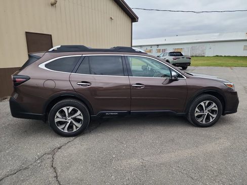 Used 2020 Subaru Outback Touring XT image 9