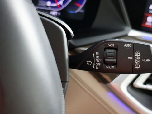 Used 2021 BMW ALPINA XB7 image 29