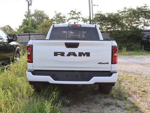 New 2026 RAM 1500 Express AWD/4WD image 20