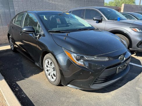 Used 2024 Toyota Corolla LE FWD image 5