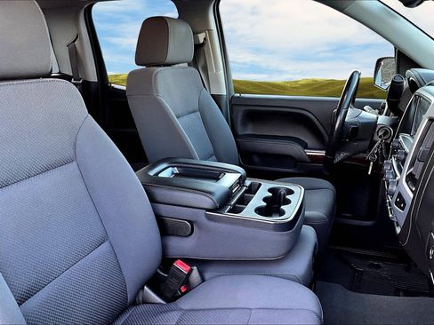 Used 2019 GMC Sierra 1500 SLE w/ SLE Value Package image 21