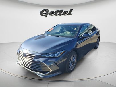 Used 2019 Toyota Avalon XLE w/ Moonroof Package