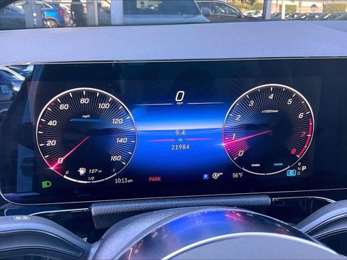 Used 2025 Mercedes-Benz GLA 250 image 25