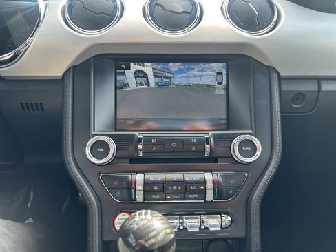 Used 2015 Ford Mustang GT Premium w/ Equipment Group 401A RWD image 20