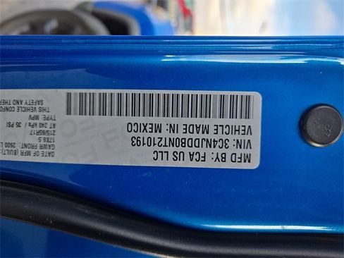 Used 2022 Jeep Compass Trailhawk image 37