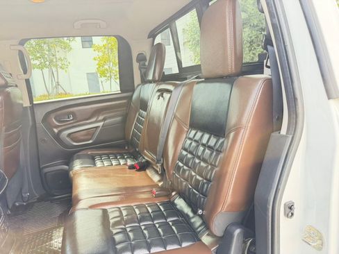 Used 2017 Nissan Titan Platinum Reserve RWD image 35