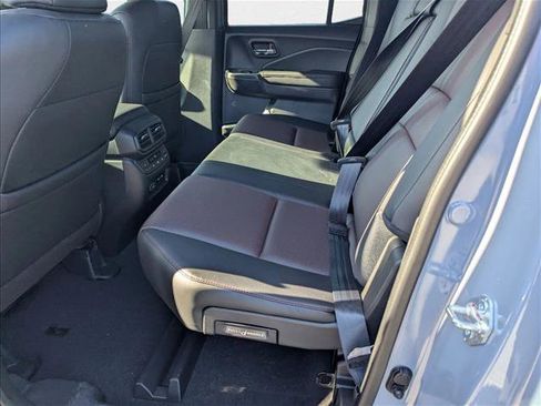 New 2025 Honda Ridgeline Black Edition image 13