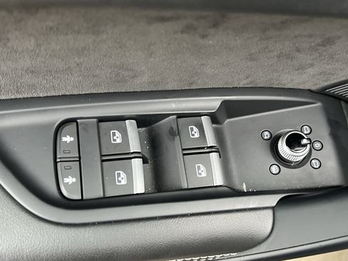 Used 2020 Audi SQ5 Premium Plus w/ Premium Plus Package image 15