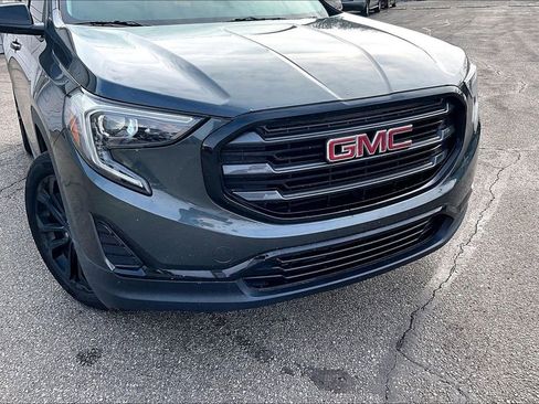 Used 2020 GMC Terrain SLE w/ Driver Convenience Package image 5