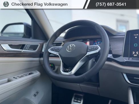 New 2026 Volkswagen Atlas SEL Premium R-Line image 30