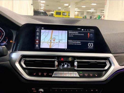 Used 2019 BMW 330i xDrive Sedan w/ Convenience Package image 34