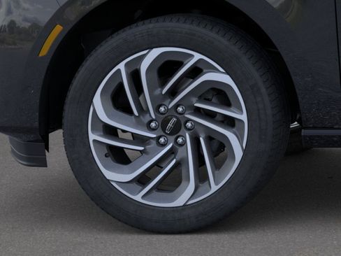 New 2026 Lincoln Navigator Reserve AWD/4WD image 19