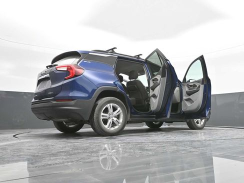 Used 2022 GMC Terrain SLE w/ Driver Convenience Package image 46