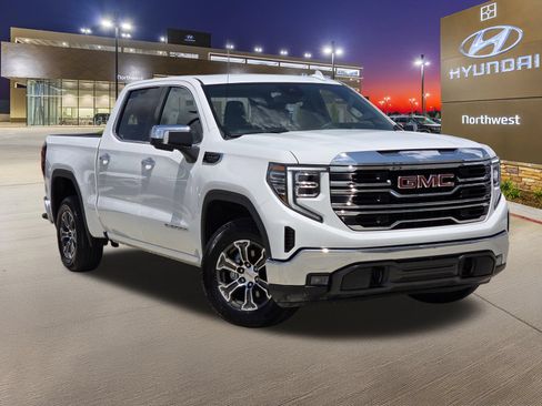 Used 2026 GMC Sierra 1500 SLT RWD image 3