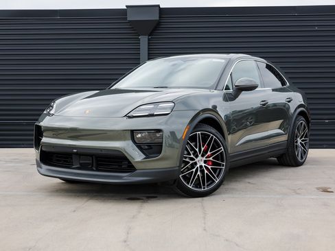 New 2025 Porsche Macan 4S Electric image 1