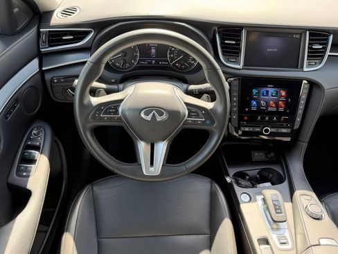 Used 2025 INFINITI QX50 Luxe AWD/4WD image 16
