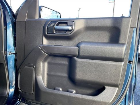 Used 2022 Chevrolet Silverado 1500 Custom w/ LPO, Dark Essentials Package image 22